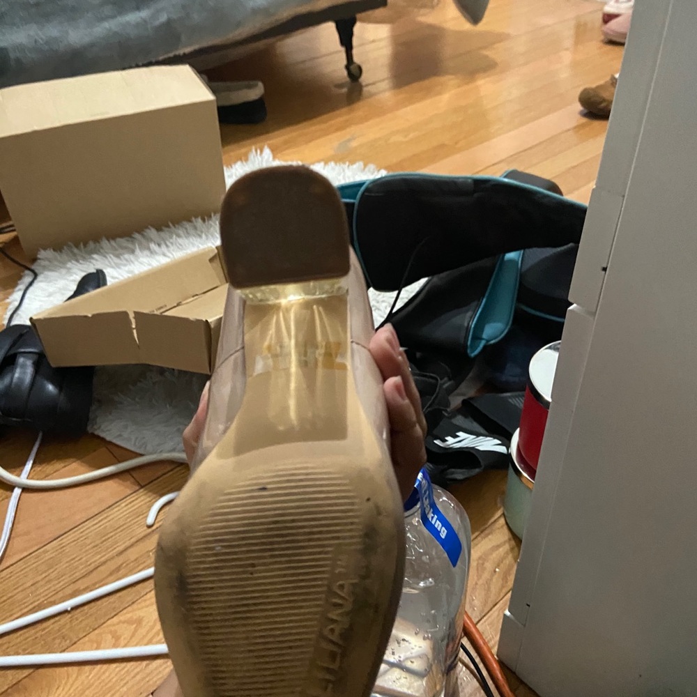 Heel boot - Picture 2 of 4